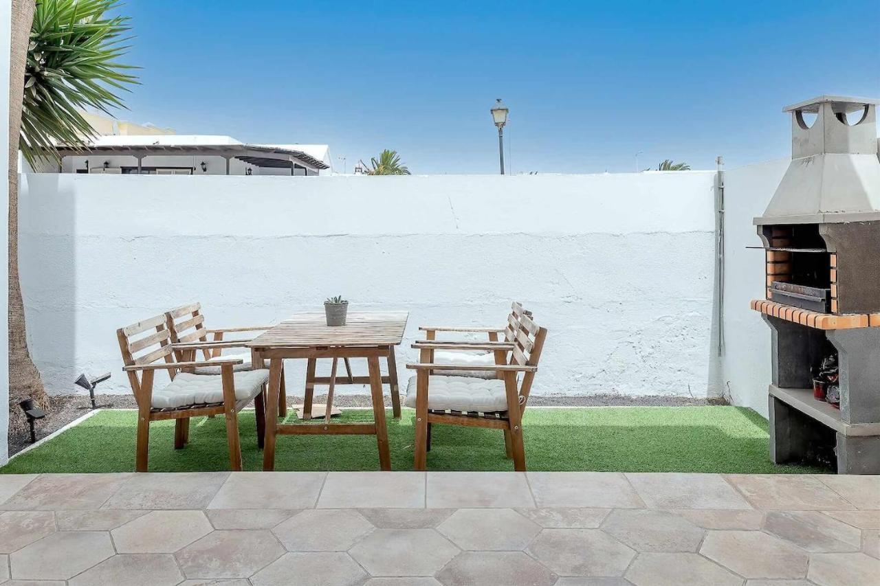 Le Family Palms My Home Playa Honda  Extérieur photo